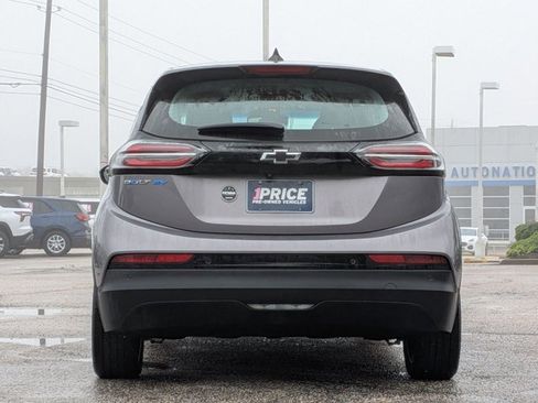 Used 2023 Chevrolet Bolt LT w/ Infotainment Package image 6