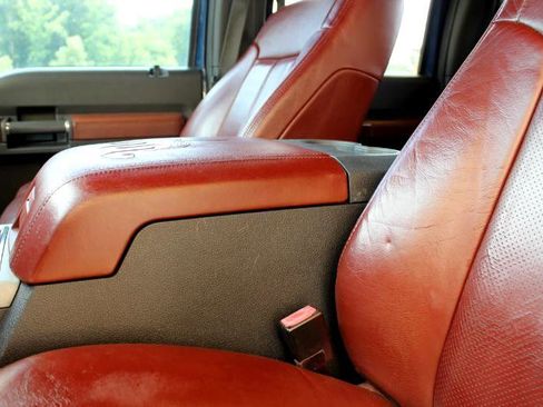 Used 2014 Ford F250 King Ranch w/ King Ranch w/Chrome Package image 39