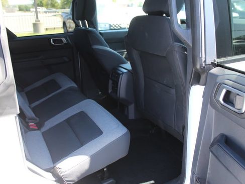 Used 2025 Ford Bronco Big Bend AWD/4WD image 14