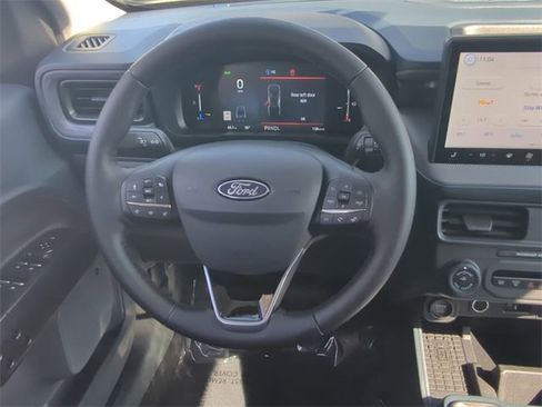 New 2025 Ford Maverick Lariat w/ Black Appearance Package image 18