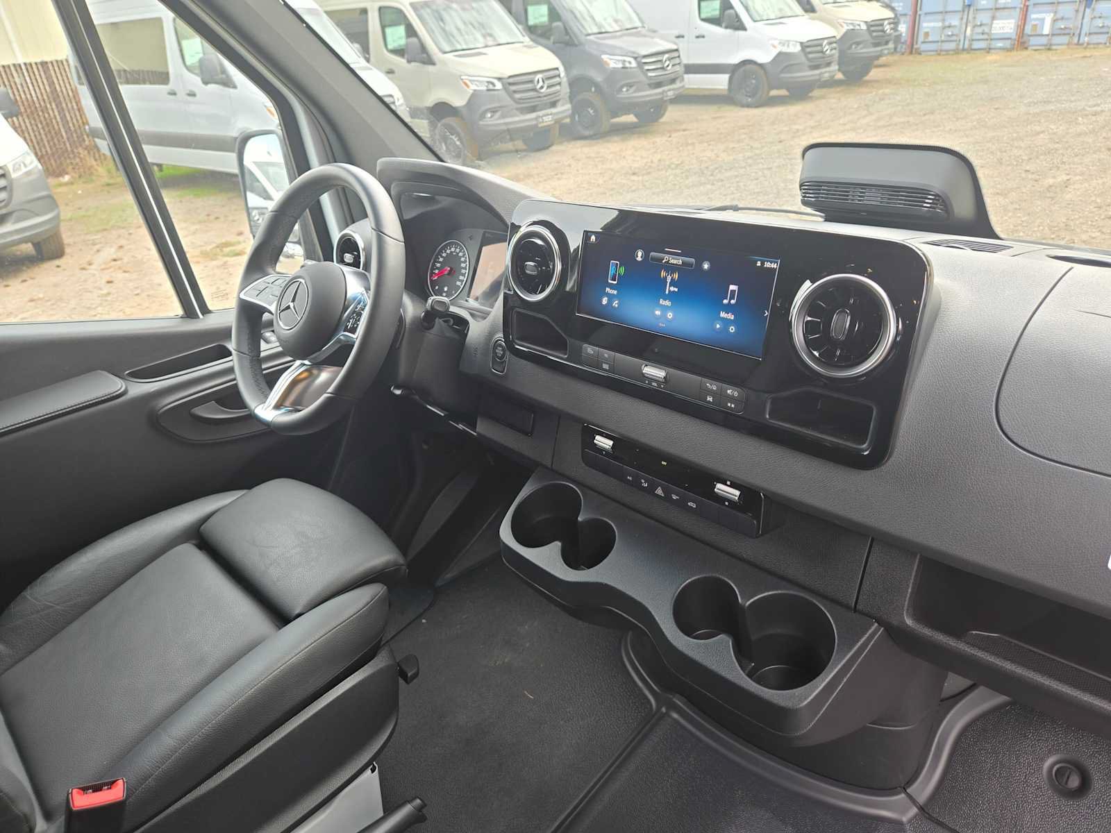 Used 2026 Mercedes-Benz Sprinter 2500 image 10