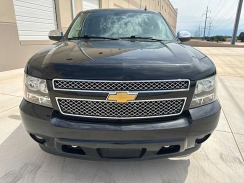 Used 2013 Chevrolet Tahoe LT w/ All-Star Edition RWD image 2