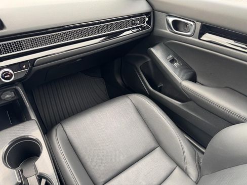 Certified 2025 Honda Civic Sport Touring image 15