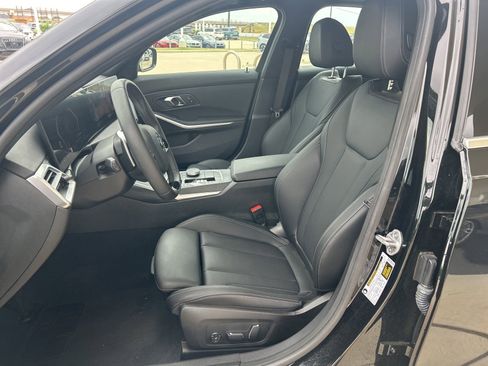 Certified 2025 BMW 330i Sedan RWD image 4