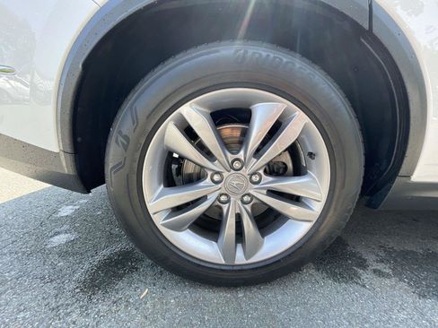 Used 2024 Acura MDX SH-AWD image 25