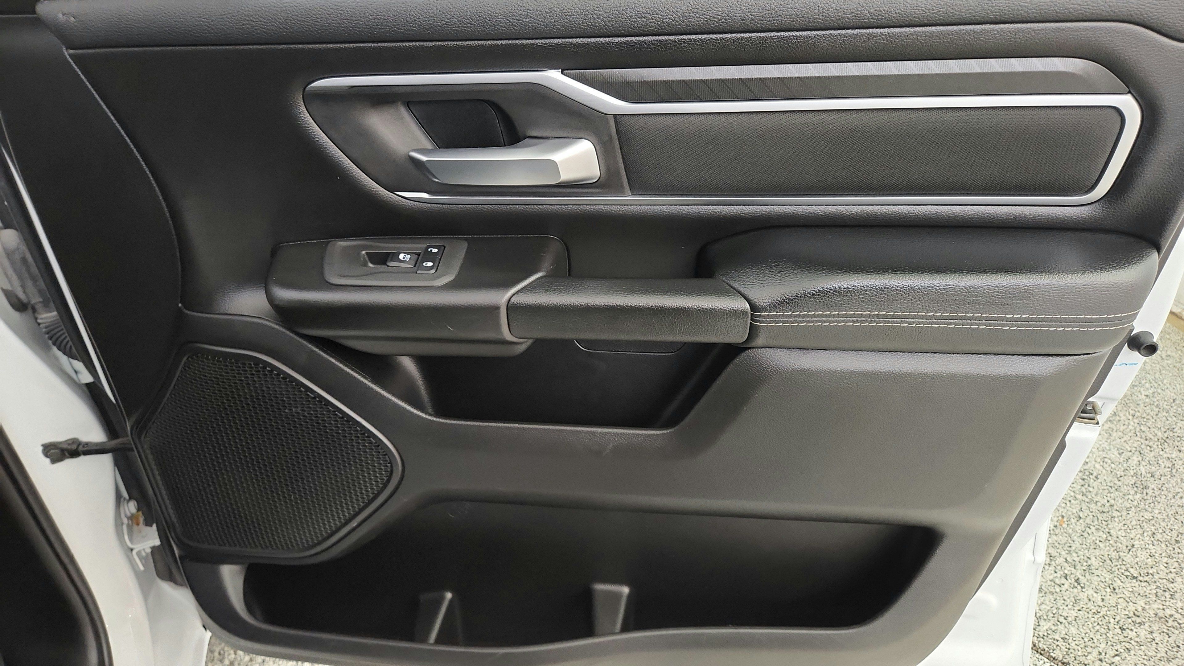 Used 2025 RAM 1500 Big Horn AWD/4WD image 35