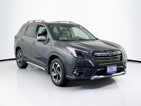 Used 2023 Subaru Forester Touring AWD/4WD image 3