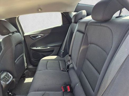 Used 2025 Chevrolet Malibu LT FWD image 14