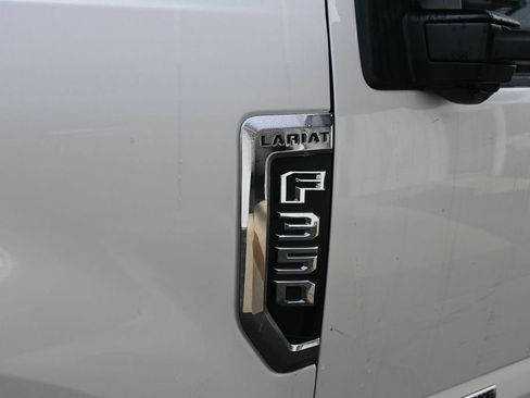 Used 2018 Ford F350 Lariat w/ Lariat Ultimate Package AWD/4WD image 11