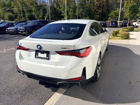 Used 2025 BMW i4 eDrive40 w/ Premium Package image 7