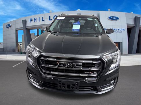 Used 2024 GMC Terrain AT4 w/ Infotainment Package II AWD/4WD image 8