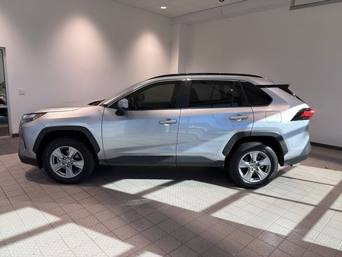 Used 2025 Toyota RAV4 XLE image 2