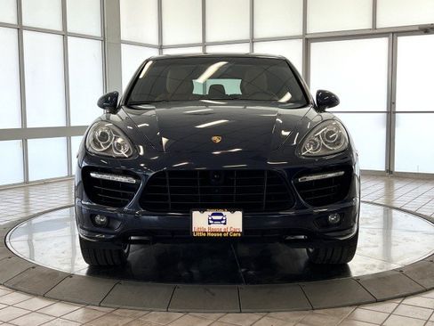 Used 2012 Porsche Cayenne Turbo AWD/4WD image 2