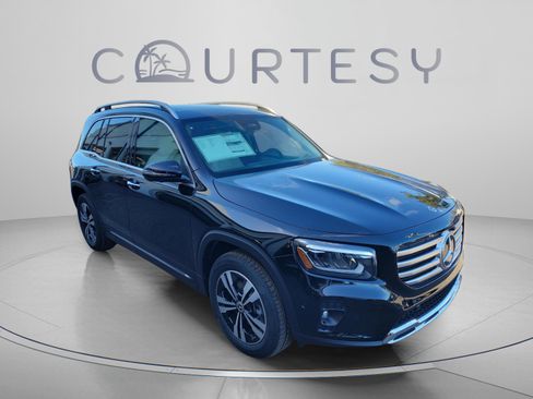 Certified 2026 Mercedes-Benz GLB 250 image 5