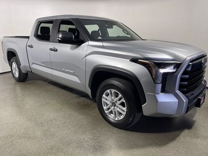 New 2026 Toyota Tundra SR5 w/ SR5 Convenience Package