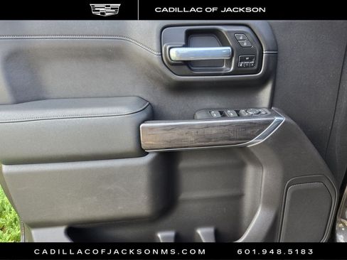 Used 2021 Chevrolet Silverado 1500 LTZ RWD image 11