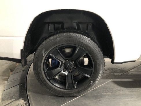 Used 2023 RAM 1500 Big Horn image 15