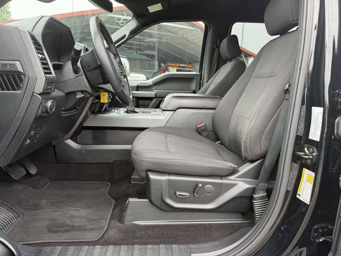 Used 2018 Ford F150 XLT w/ Equipment Group 302A Luxury AWD/4WD image 16