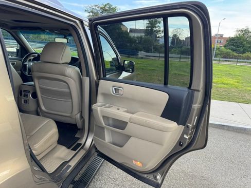 Used 2010 Honda Pilot EX-L image 15
