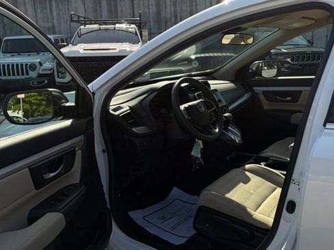 Used 2020 Honda CR-V LX image 14