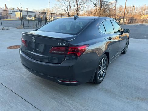 Used 2015 Acura TLX V6 w/ Technology Package FWD image 9