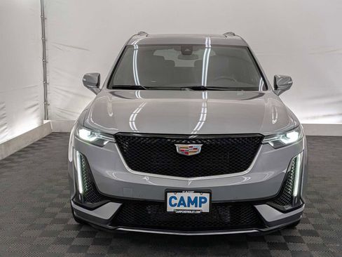 Used 2024 Cadillac XT6 Sport image 9