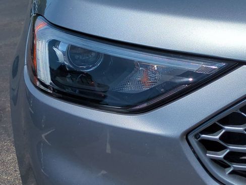 Certified 2024 Ford Edge SEL AWD/4WD image 11
