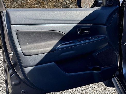 Used 2019 Mitsubishi Outlander Sport SE image 20