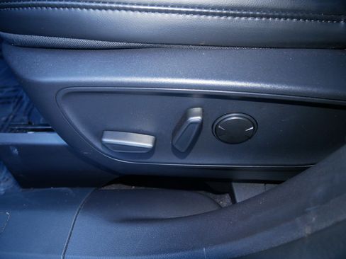 Used 2025 Ford Escape ST-Line Select w/ Tech Pack #2 image 19