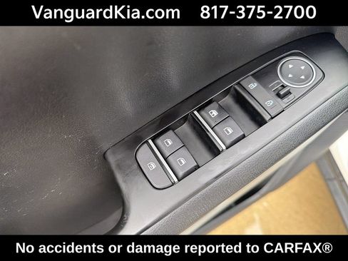 Certified 2024 Kia Soul LX w/ Option Group 015 FWD image 17