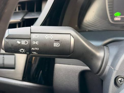Used 2023 Lexus ES 300h w/ Accessory Package (Z1) FWD image 18