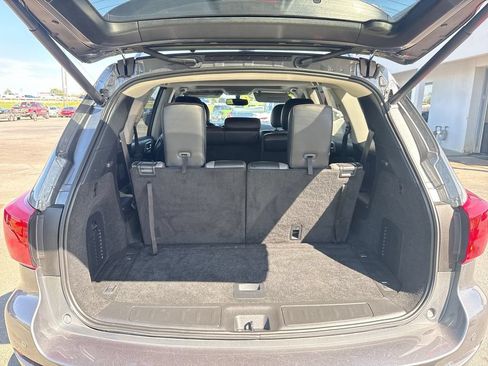 Used 2020 Nissan Pathfinder SL FWD image 9