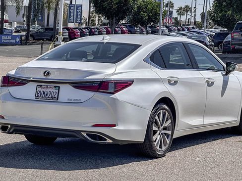 Used 2021 Lexus ES 350 w/ Accessory Package FWD image 7