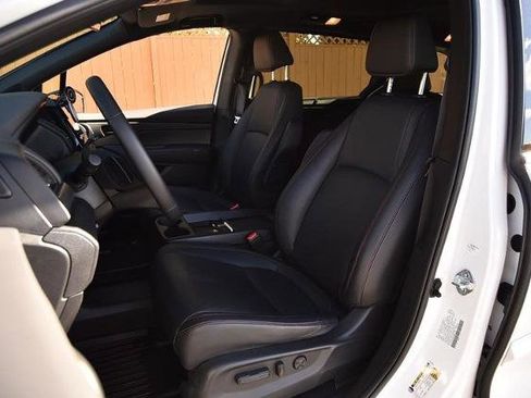 Used 2024 Honda Odyssey Sport image 22