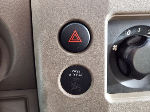Used 2008 Nissan Frontier LE image 23