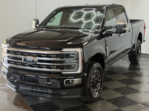 Used 2024 Ford F350 Platinum AWD/4WD image 6