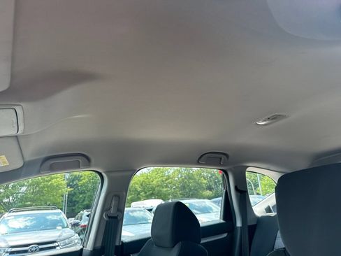 Used 2020 Honda CR-V LX image 16