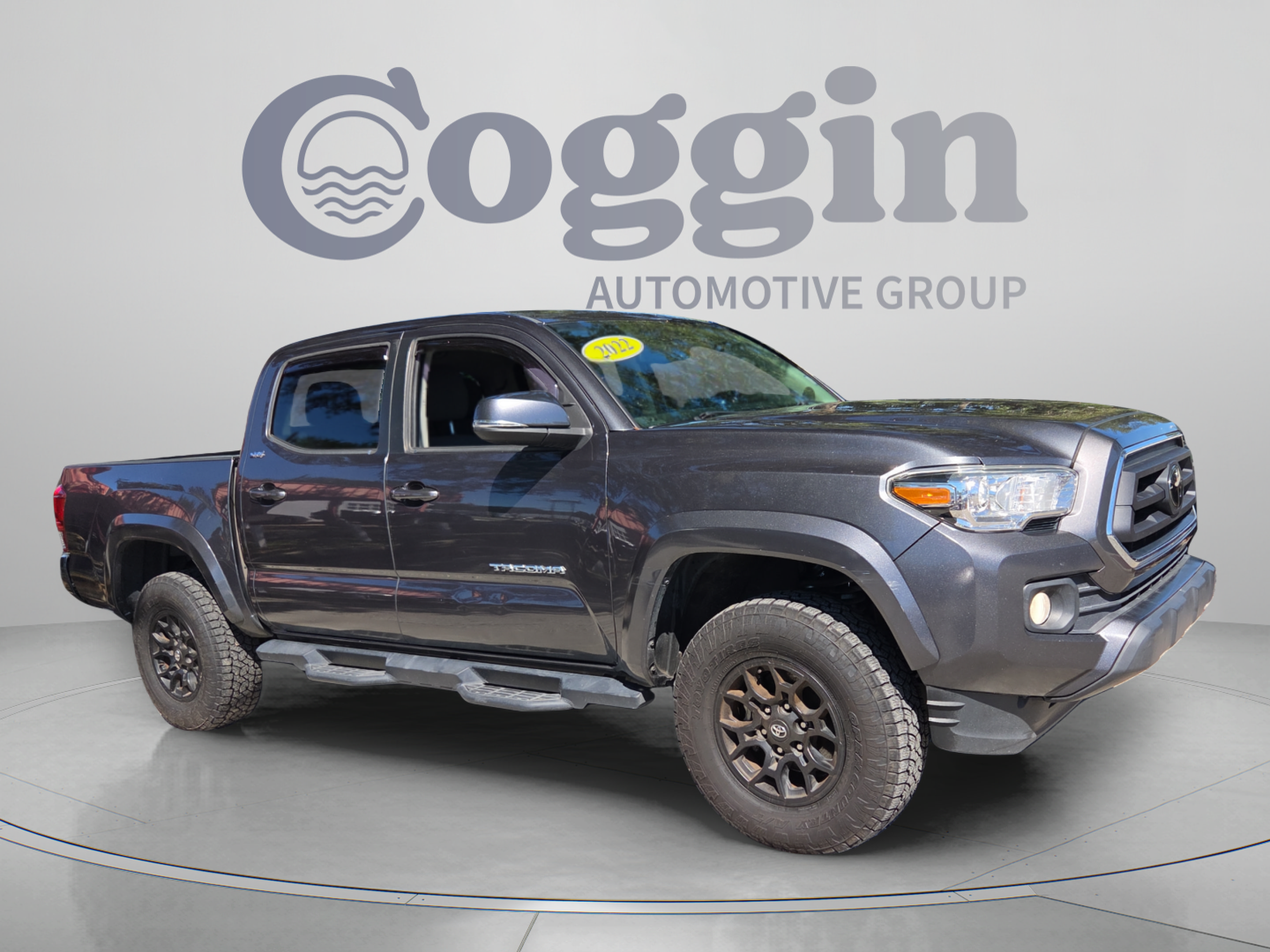 Used 2022 Toyota Tacoma SR5 w/ Technology Package RWD image 7