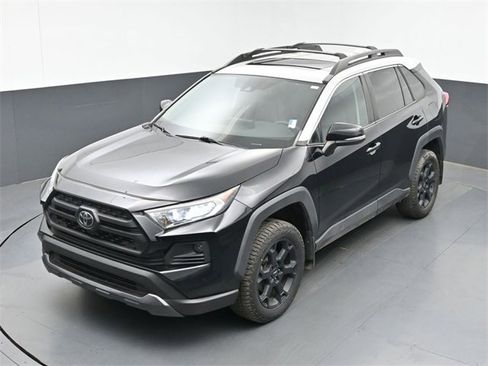 Used 2020 Toyota RAV4 TRD Off-Road image 37