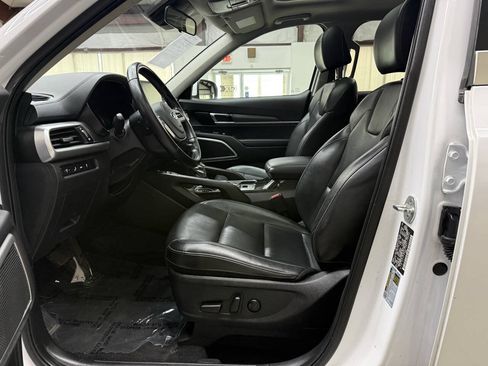 Used 2021 Kia Telluride S AWD/4WD image 12
