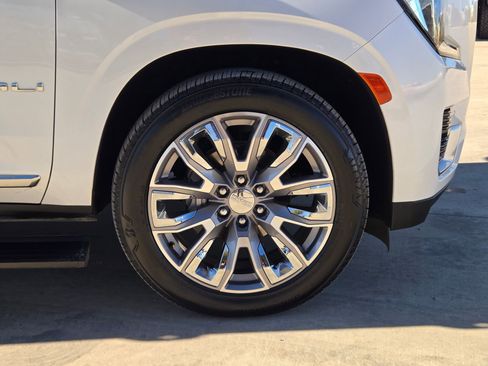 Certified 2024 GMC Yukon XL Denali w/ Max Trailering Package image 32