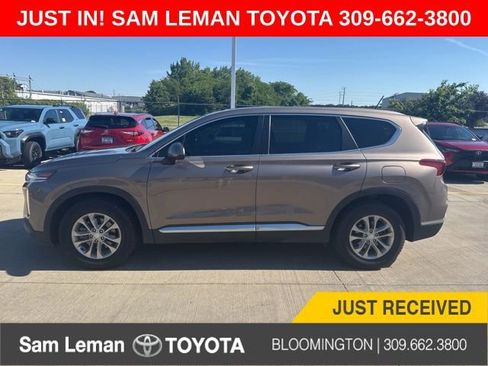 Used 2019 Hyundai Santa Fe SE FWD image 1