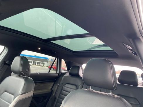 Used 2023 Volkswagen Atlas Cross Sport SEL Premium R-Line image 14