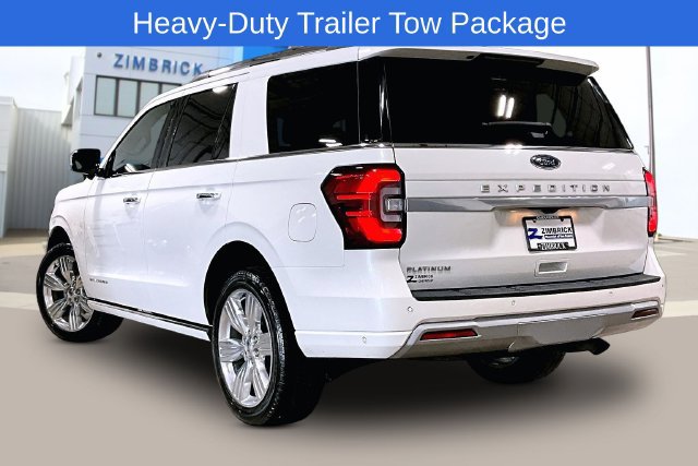 Used 2024 Ford Expedition Platinum AWD/4WD image 4