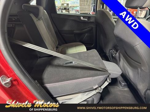 Used 2020 Ford Escape SE image 38