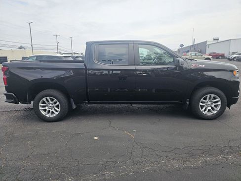 Used 2023 Chevrolet Silverado 1500 RST image 7