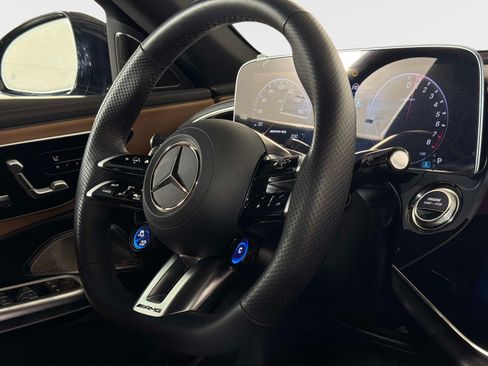 Used 2025 Mercedes-Benz E 53 AMG e 4MATIC Sedan image 24