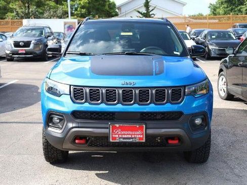 Used 2025 Jeep Compass Trailhawk AWD/4WD image 4