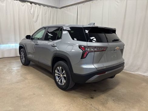 Used 2026 Chevrolet Equinox LT FWD image 6