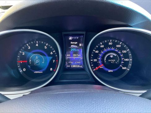 Used 2013 Hyundai Santa Fe Sport 2.0T image 21